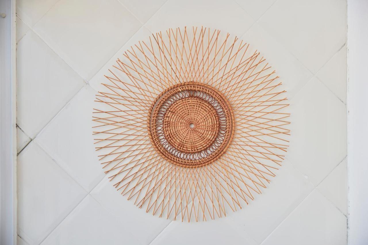 Central & Sunny 2Br Apt Near Beach, By Timecooler Setúbal Extérieur photo