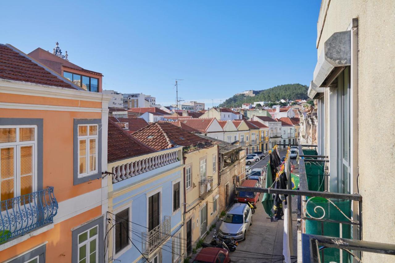 Central & Sunny 2Br Apt Near Beach, By Timecooler Setúbal Extérieur photo